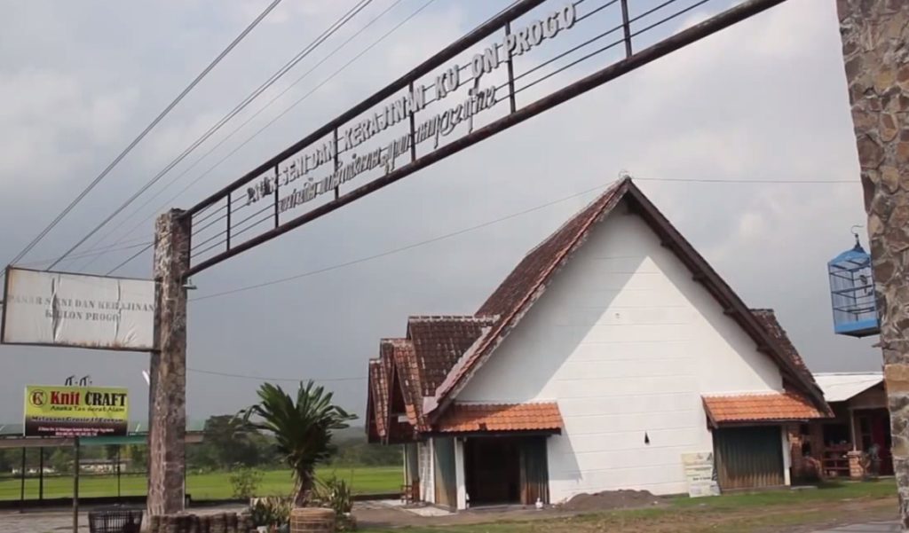 pasar seni dan kerajinan kulonprogo