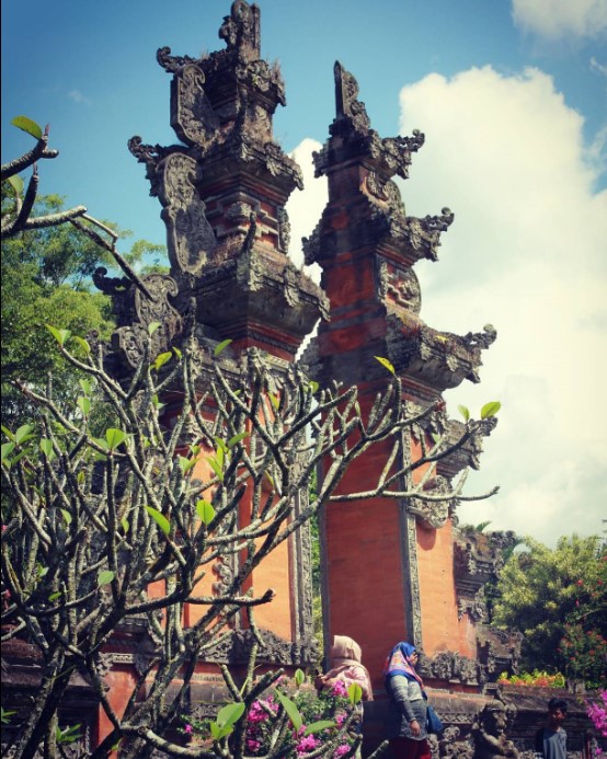 candi bentar